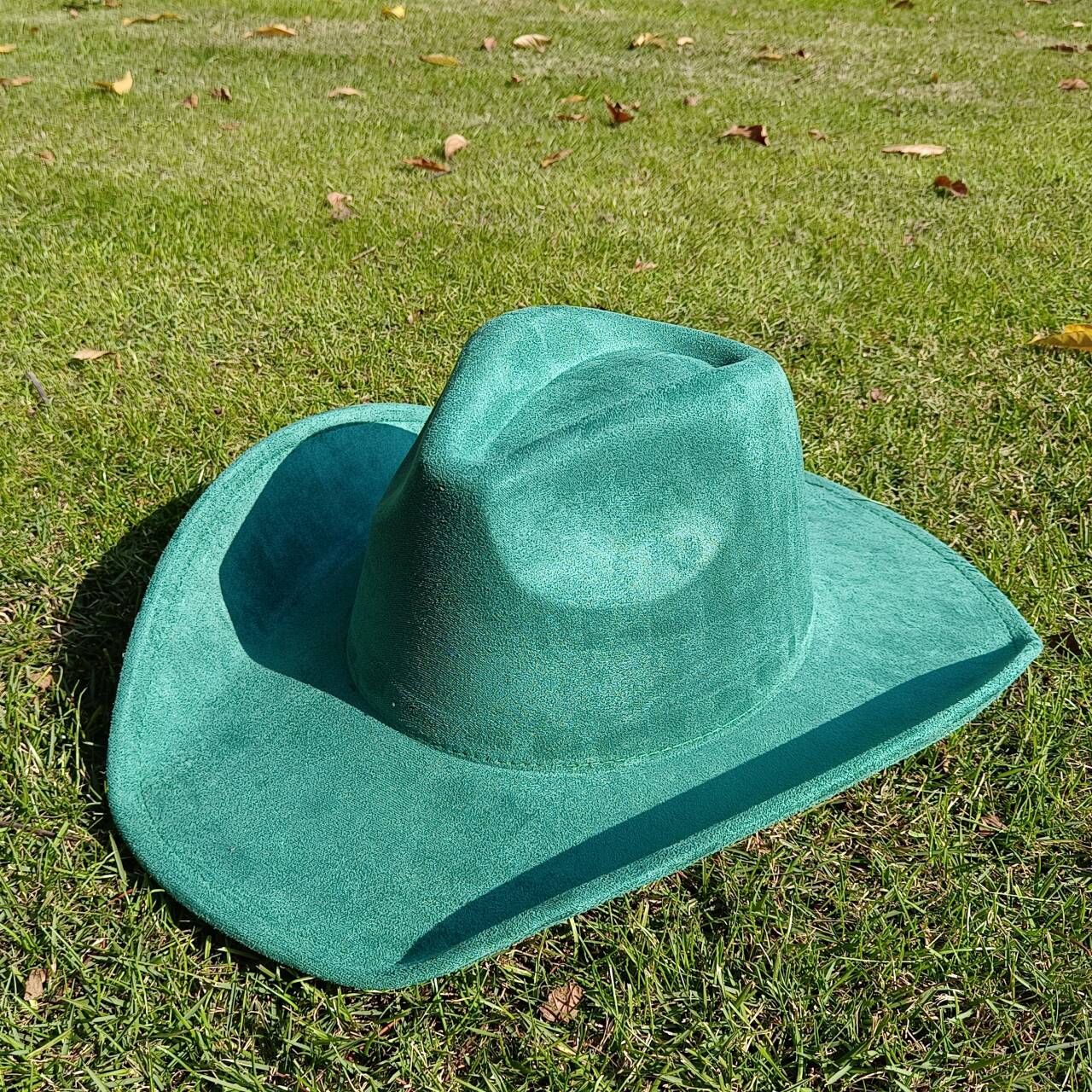 western Premium suede cowboy hat stylish men s and women s fedora Suede Panama hat perfect for outdoor festive activitieswestern M56-58CM
western Premium suede cowboy hat stylish men s and women s fedora Suede Panama hat perfect for outdoor festive activitieswestern M56-58CM