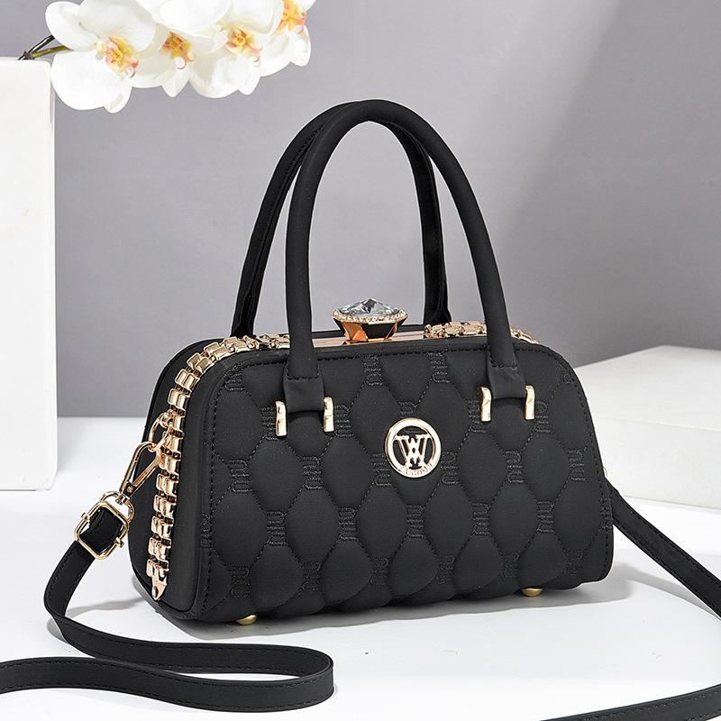 Новая мягкая кожаная женская сумка-мессенджер, модные роскошные сумки, банкетные сумки-подушки, женские дизайнерские высококачественные сумки через плечо
Новая мягкая кожаная женская сумка-мессенджер, модные роскошные сумки, банкетные сумки-подушки, женские дизайнерские высококачественные сумки через плечо