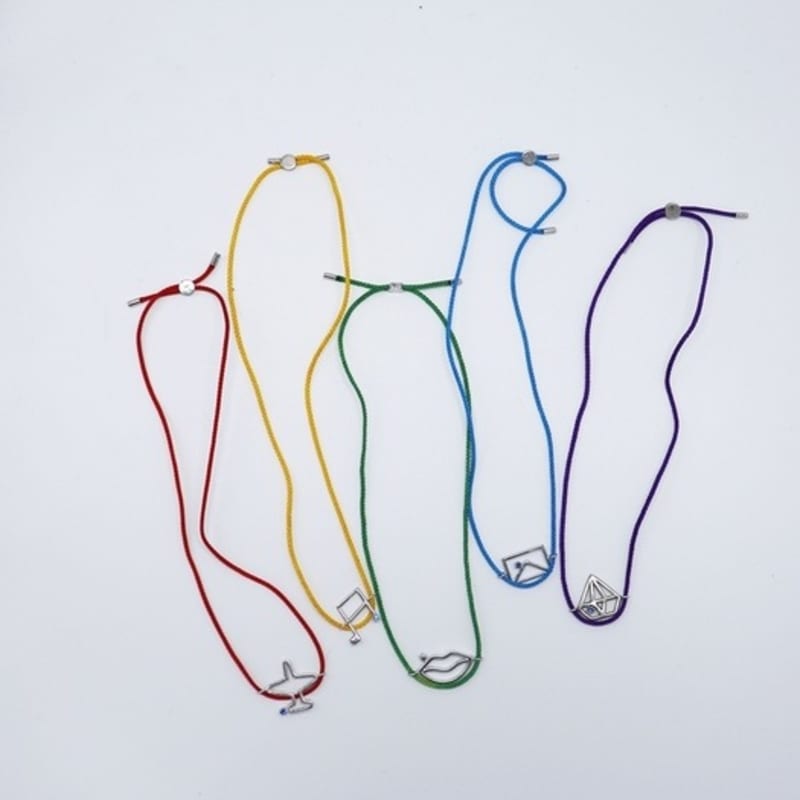 BONBEAU Signature motive knot Bracelet music
BONBEAU Signature motive knot Bracelet music