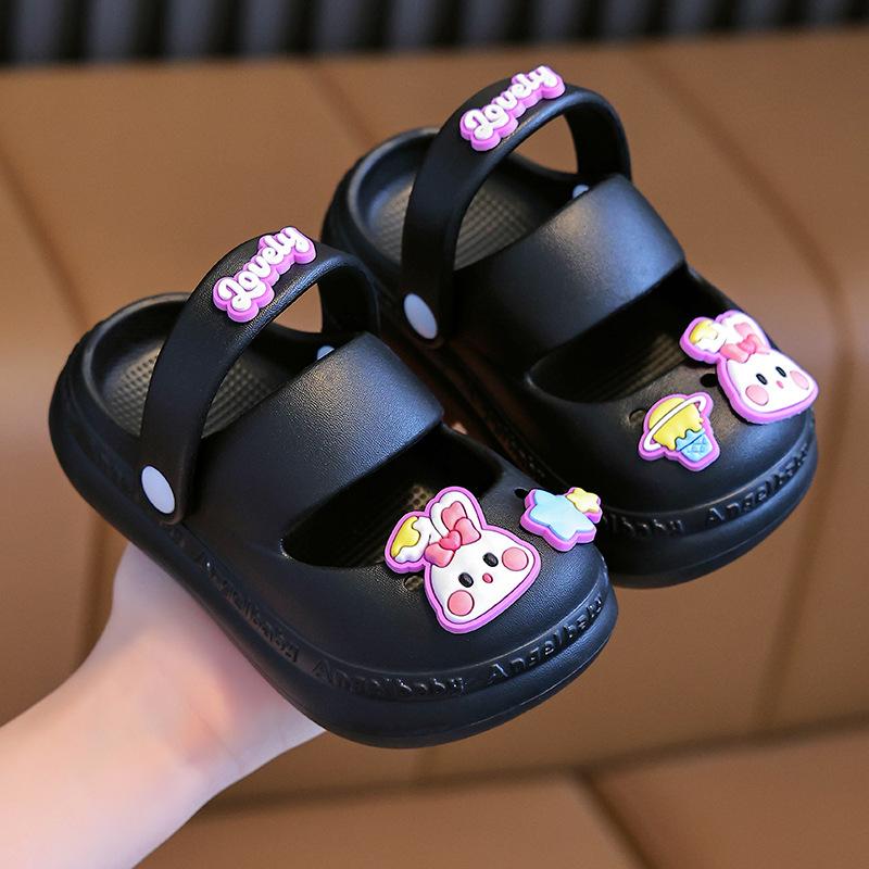 New cute styles for girls EVA Cartoon dual-use summer soft-soled clogs, lightweight and stylish girls slippers Inner Length22cm35-36Code чорний
New cute styles for girls EVA Cartoon dual-use summer soft-soled clogs, lightweight and stylish girls slippers Inner Length22cm35-36Code чорний