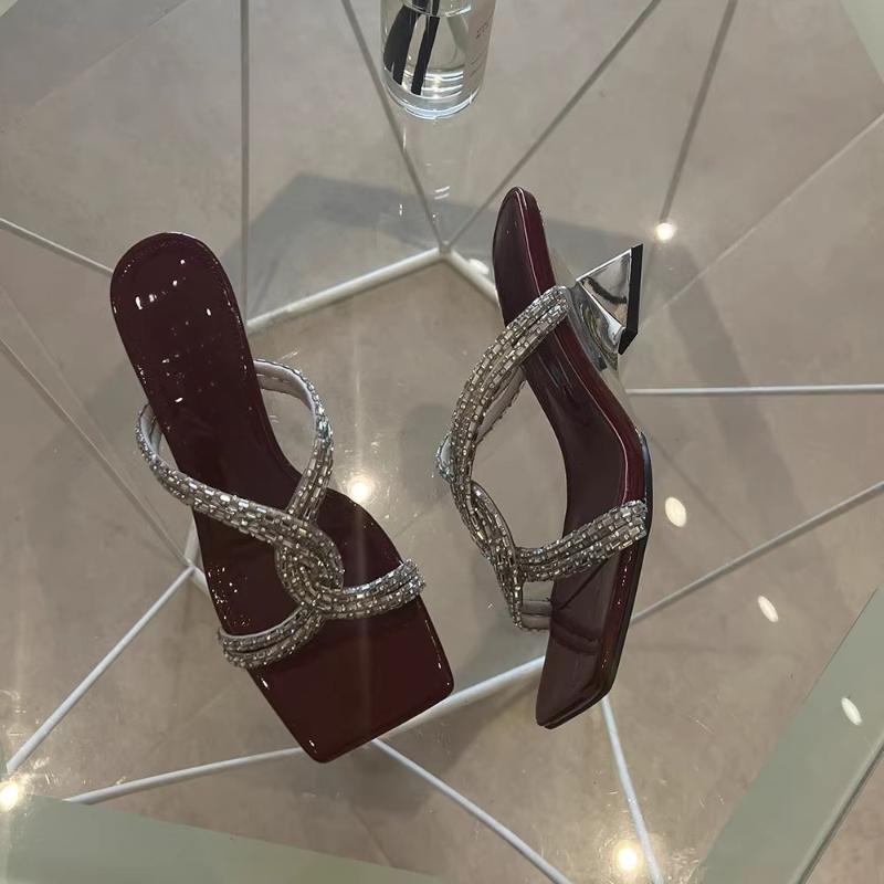 Fashion Women s Fashion Slippers Strange Style Square Toe Rhinestones Women Shoes Leisure Dress Summer Korean Style Zapatillas De Mujer 35 чёрный
Fashion Women s Fashion Slippers Strange Style Square Toe Rhinestones Women Shoes Leisure Dress Summer Korean Style Zapatillas De Mujer 35 чёрный