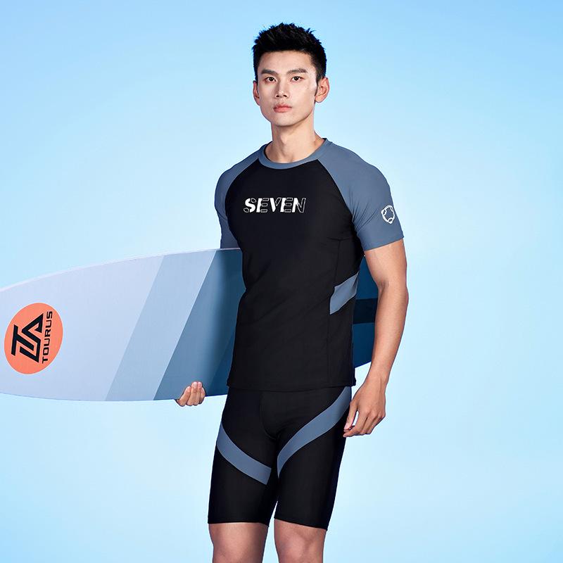 Мужской профессиональный солнцезащитный купальный костюм большого размера и набор для дайвинга XL
Мужской профессиональный солнцезащитный купальный костюм большого размера и набор для дайвинга XL