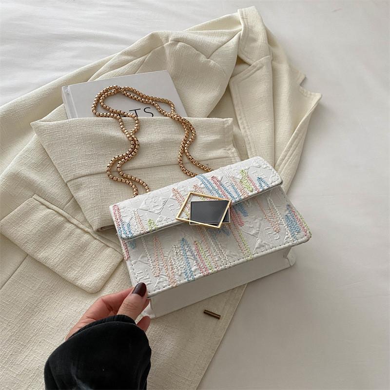Trendy Summer 2024 Fashion Mini Square Bag Chic Retro Shoulder Bag With Magnetic Closure
Trendy Summer 2024 Fashion Mini Square Bag Chic Retro Shoulder Bag With Magnetic Closure