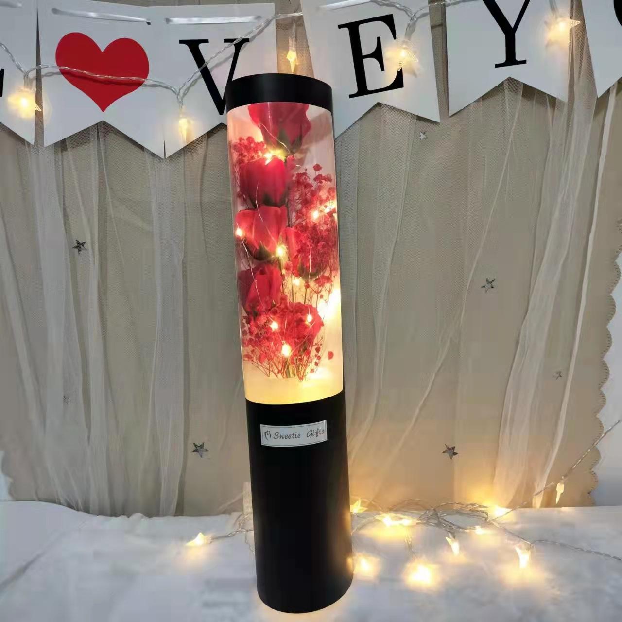 Букет цветов из мыла в виде роз Подарок на День матери 520 Креативный подарок на день рождения Ведро для объятий из мыла в виде цветов на День святого Валентина 10*8*50cm
Букет цветов из мыла в виде роз Подарок на День матери 520 Креативный подарок на день рождения Ведро для объятий из мыла в виде цветов на День святого Валентина 10*8*50cm