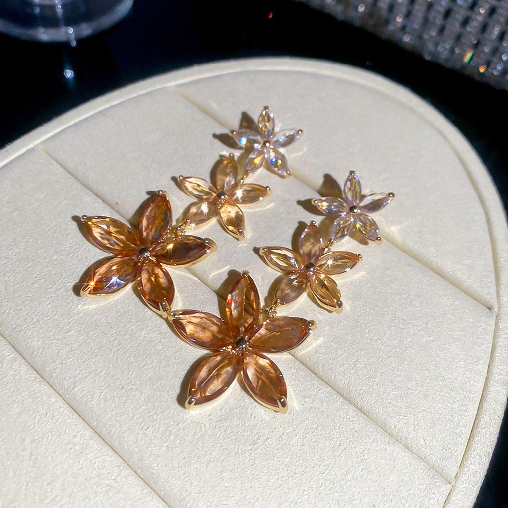Dangle Earrings Delicate Women S Earrings Zircon Inlaid Earrings Elegant For Weddings Gift For Women Parties 1 Pair 6.5x3 cm коричневый
Dangle Earrings Delicate Women S Earrings Zircon Inlaid Earrings Elegant For Weddings Gift For Women Parties 1 Pair 6.5x3 cm коричневый