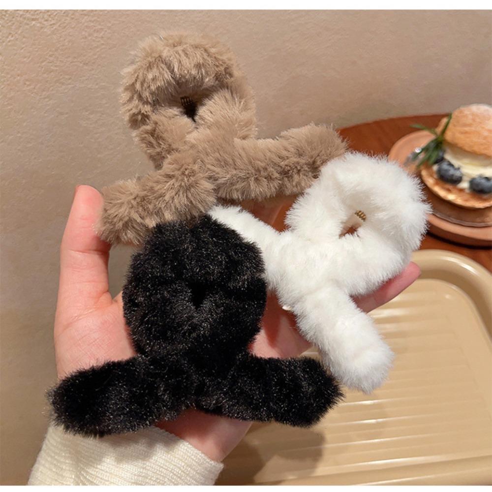 Korean Style Crab Headwear Faux Fur Hair Accessories Barrette Hair Barrettes Winter хакі
Korean Style Crab Headwear Faux Fur Hair Accessories Barrette Hair Barrettes Winter хакі