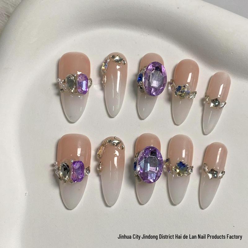 2025 Handmade Gradient Nude Press-On Nails with Sparkling Diamonds
2025 Handmade Gradient Nude Press-On Nails with Sparkling Diamonds