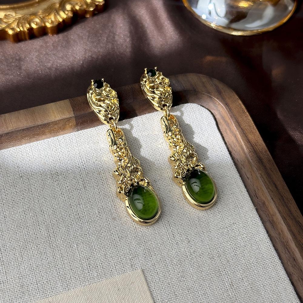 Вінтажні геометричні сережки-пусети зі стразами - Ретро придворний стиль, Нішевий дизайн, Легка розкіш, Високий клас
Вінтажні геометричні сережки-пусети зі стразами - Ретро придворний стиль, Нішевий дизайн, Легка розкіш, Високий клас