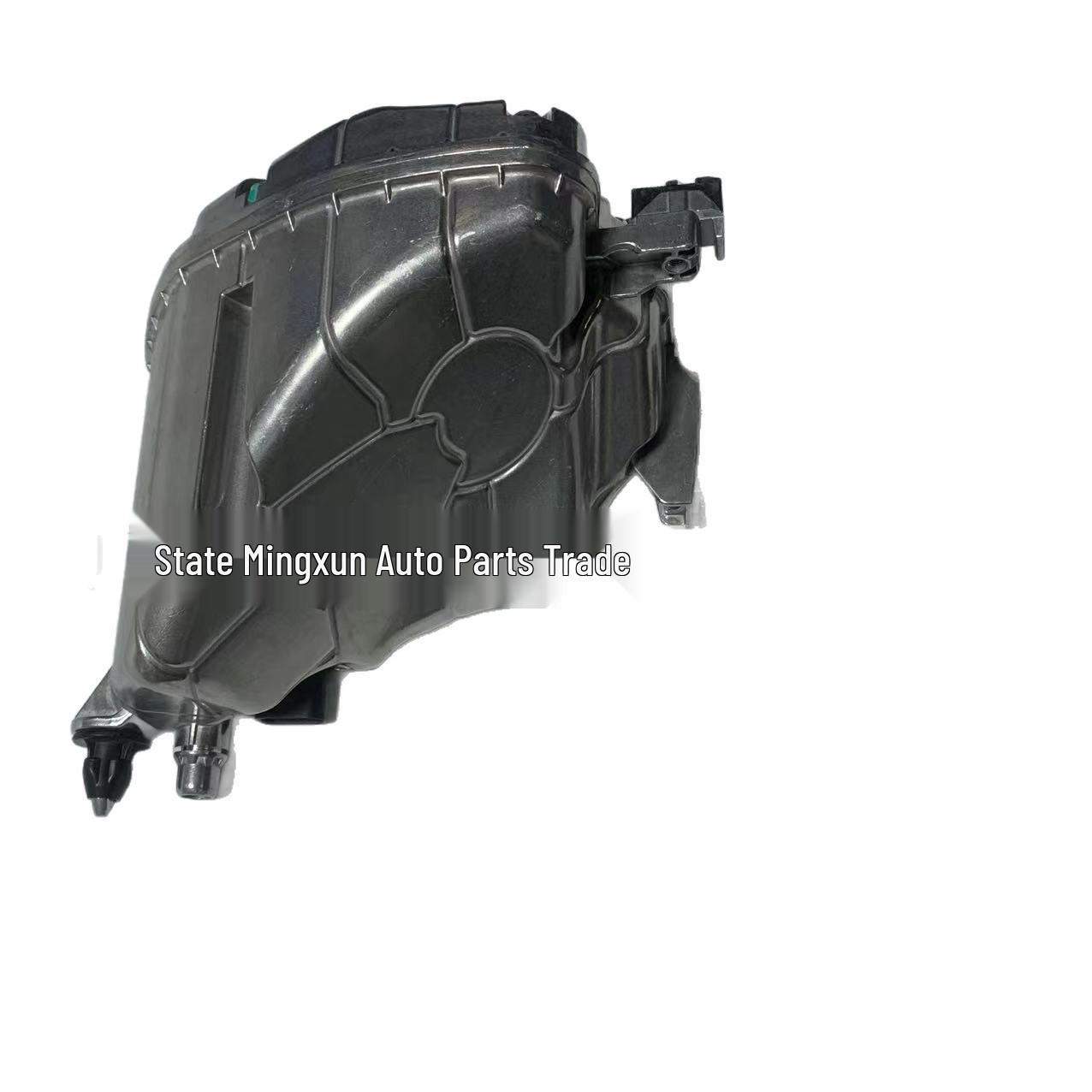BMW G38/G30 Upgraded Aluminum Alloy Auxiliary Water Tank 17138610656 17139884859 Plastic
BMW G38/G30 Upgraded Aluminum Alloy Auxiliary Water Tank 17138610656 17139884859 Plastic