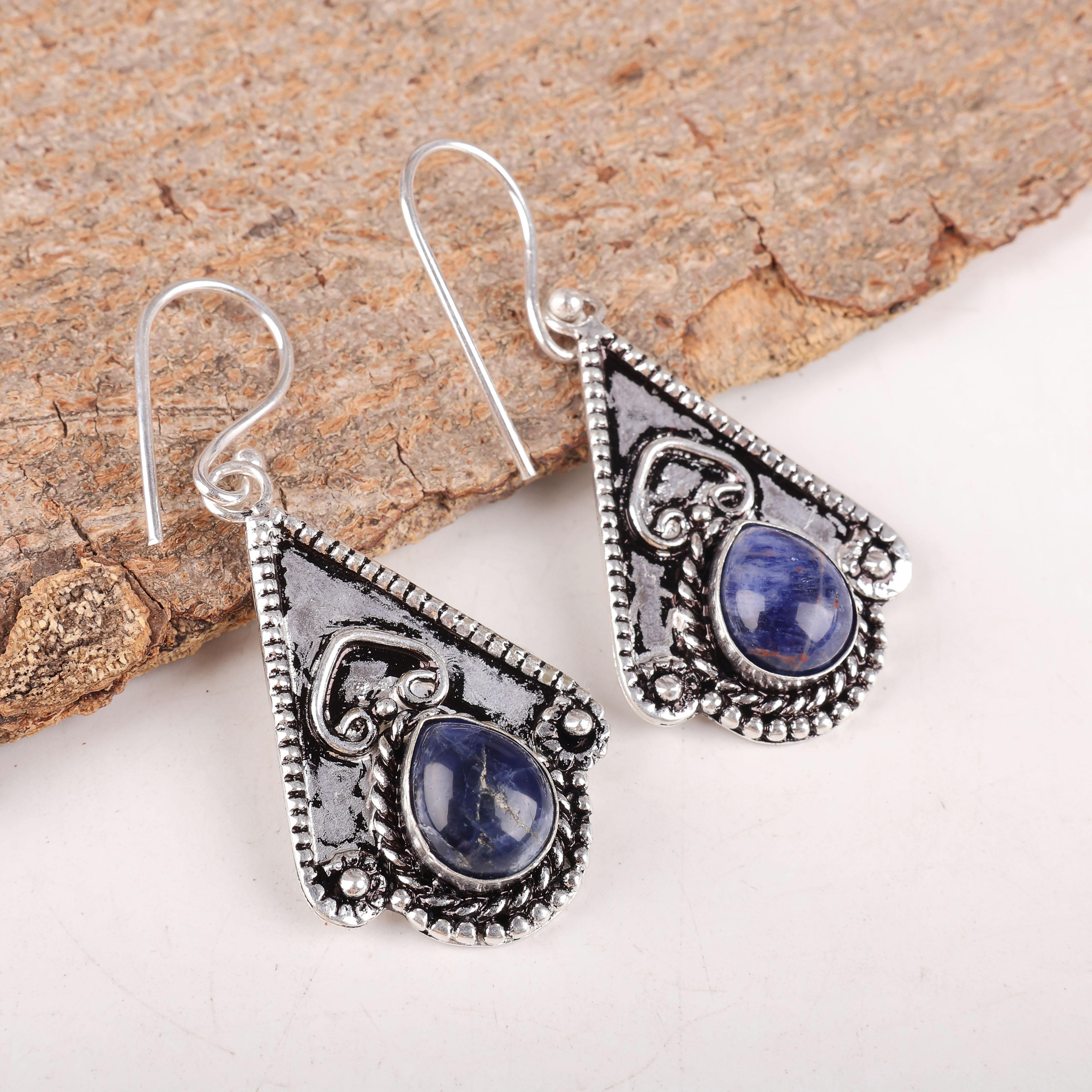 Sodalite Handmade Gemstone Earrings, 925 Solid Sterling Silver Earrings Antique Jewelry, Earrings For Engagement Gift 2.09 Inches синій
Sodalite Handmade Gemstone Earrings, 925 Solid Sterling Silver Earrings Antique Jewelry, Earrings For Engagement Gift 2.09 Inches синій