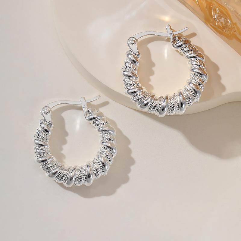 Серьги-твист в стиле легкой роскоши, нишевый дизайн, изысканные и простые, высококлассные чувственные серьги-кольца, женские серебряный
Серьги-твист в стиле легкой роскоши, нишевый дизайн, изысканные и простые, высококлассные чувственные серьги-кольца, женские серебряный