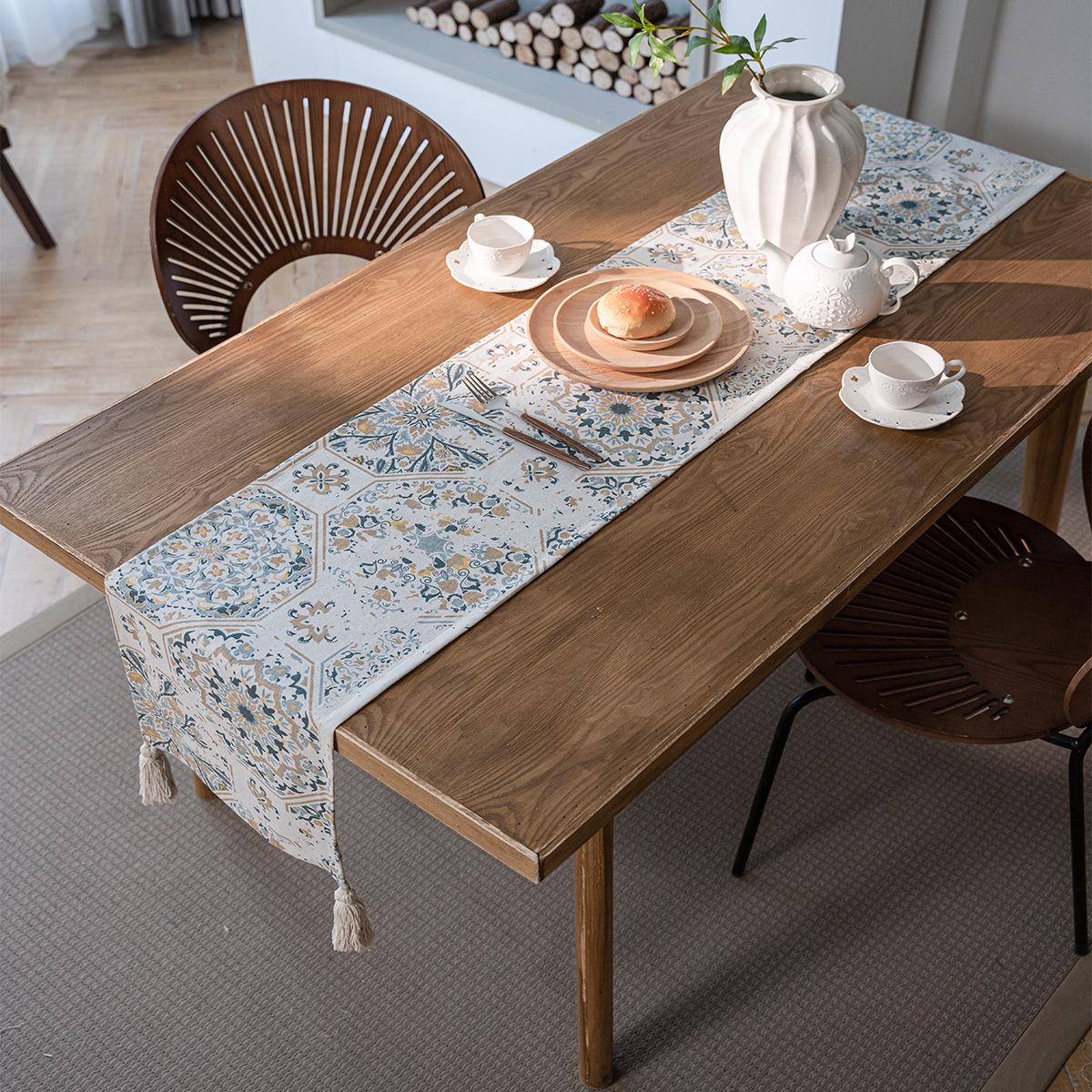 Imanqi Yun Vintage Print Tassel Table Runner Placemat 30 cm
Imanqi Yun Vintage Print Tassel Table Runner Placemat 30 cm