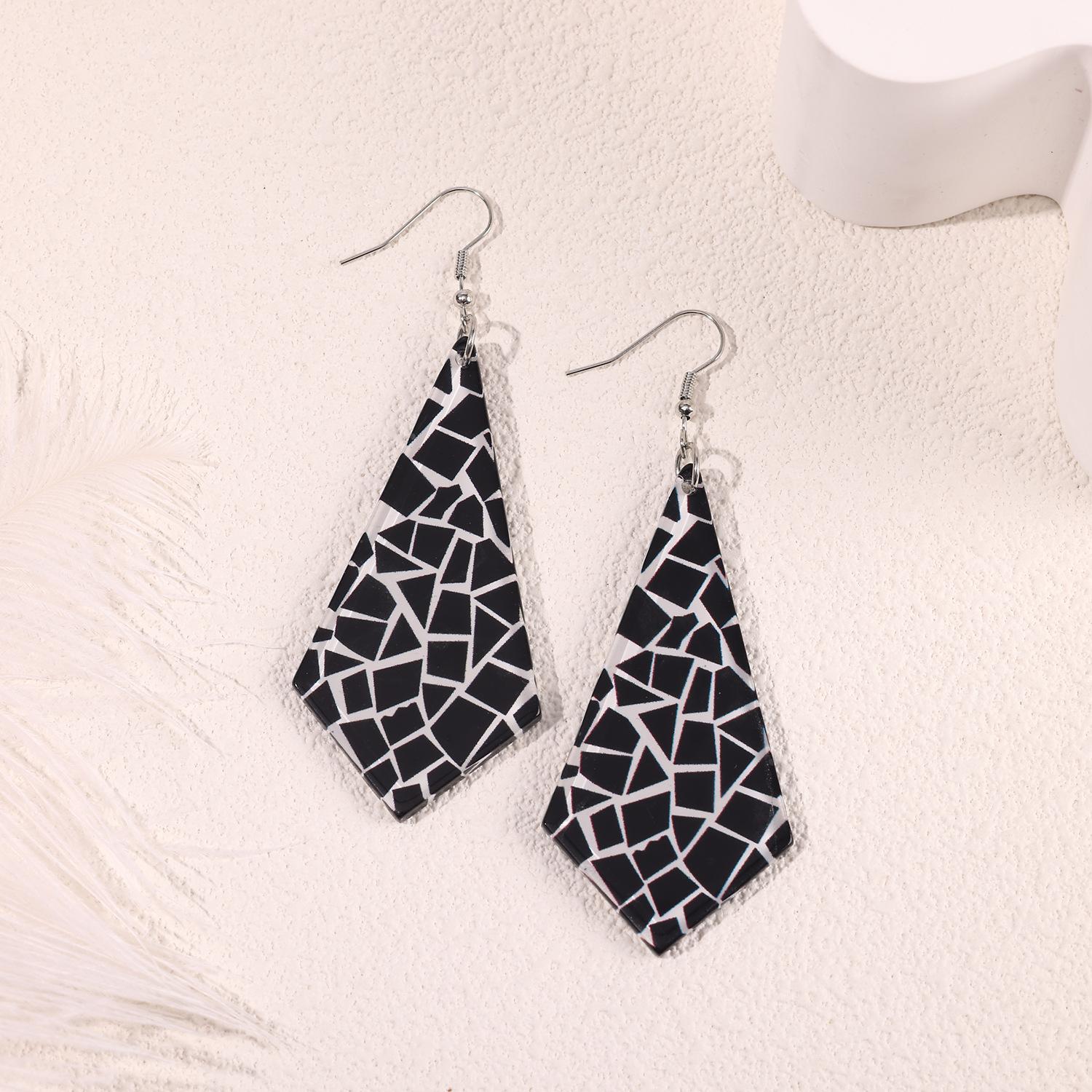 Accessories Texture Color Geometric Acrylic Earrings Accessories Color Matching Pendant Color Contrast Pendant Earrings
Accessories Texture Color Geometric Acrylic Earrings Accessories Color Matching Pendant Color Contrast Pendant Earrings