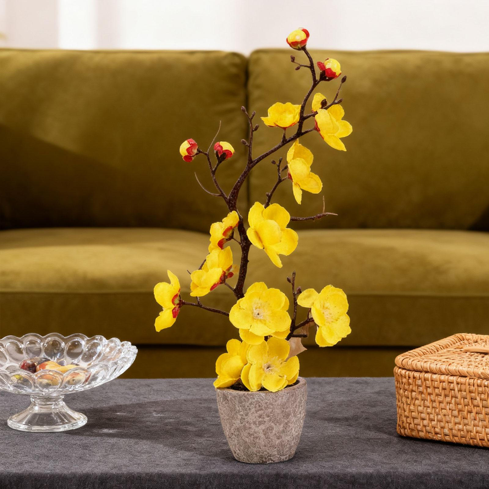 Artificial with Unique Main Features: A Small Potted Plant And An Art Floral Arrangement жовтий
Artificial with Unique Main Features: A Small Potted Plant And An Art Floral Arrangement жовтий