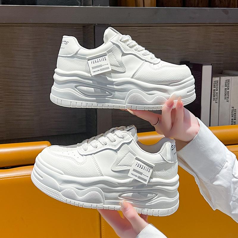 thick-soled muffin board shoes women s velvet two cotton shoes autumn and winter new casual sports versatile little white shoes women 35
thick-soled muffin board shoes women s velvet two cotton shoes autumn and winter new casual sports versatile little white shoes women 35
