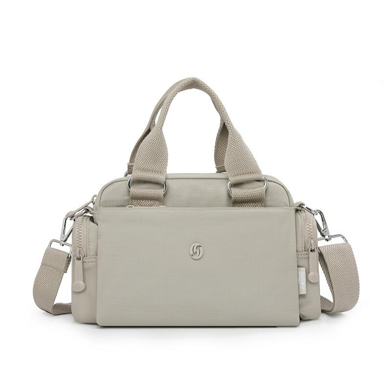 Fashion women s handbag New nylon bag Large capacity bag Women s bag One shoulder messenger bag
Fashion women s handbag New nylon bag Large capacity bag Women s bag One shoulder messenger bag