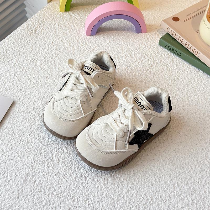 Boys sports shoes, new spring and autumn models, soft-soled, versatile, breathable white shoes, girls casual lightweight star sneakers 22 бежевый
Boys sports shoes, new spring and autumn models, soft-soled, versatile, breathable white shoes, girls casual lightweight star sneakers 22 бежевый