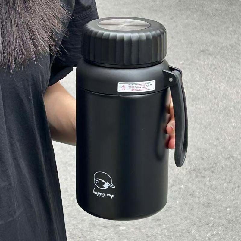 Простая чашка-термос из нержавеющей стали, студенческая чашка для воды, новая портативная чашка большой вместимости, чашка высокого уровня внешнего вида, спортивная бутылка 1000ml
Простая чашка-термос из нержавеющей стали, студенческая чашка для воды, новая портативная чашка большой вместимости, чашка высокого уровня внешнего вида, спортивная бутылка 1000ml