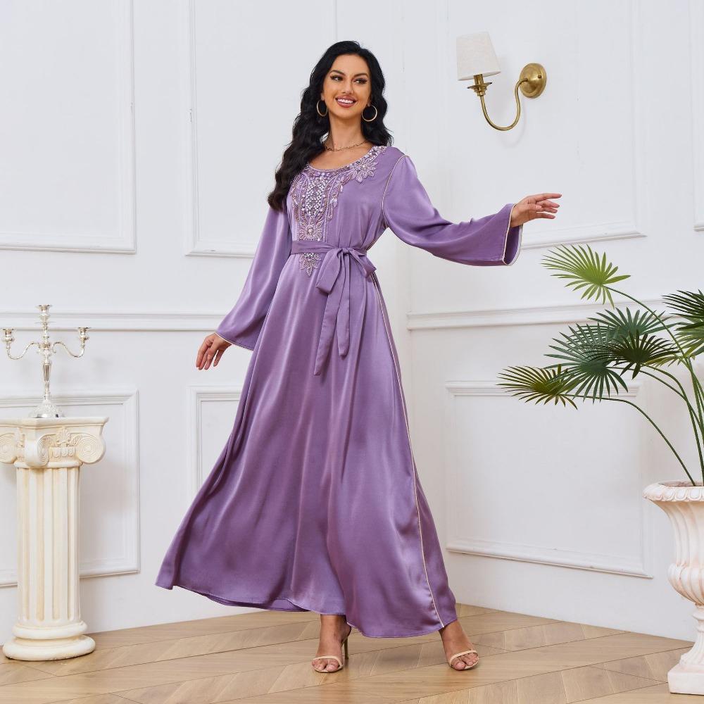 2024 мусульманская женская одежда Dingzhu Robe Ramadan Dubai с длинными рукавами и круглым вырезом, длинный стиль
2024 мусульманская женская одежда Dingzhu Robe Ramadan Dubai с длинными рукавами и круглым вырезом, длинный стиль