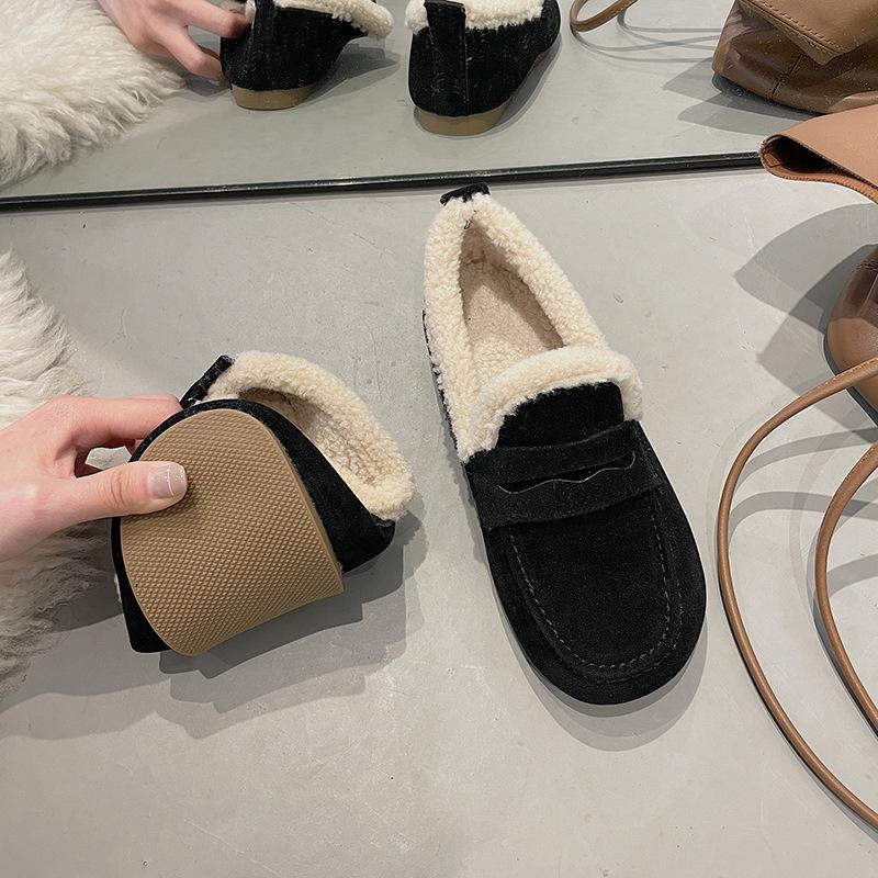 Женские зимние теплые туфли на плоской подошве после родов, мокасины с флисовой подкладкой, женские туфли-слипоны большого размера, туфли-лодочки из шерпы на толстой подошве 39 чёрный
Женские зимние теплые туфли на плоской подошве после родов, мокасины с флисовой подкладкой, женские туфли-слипоны большого размера, туфли-лодочки из шерпы на толстой подошве 39 чёрный
