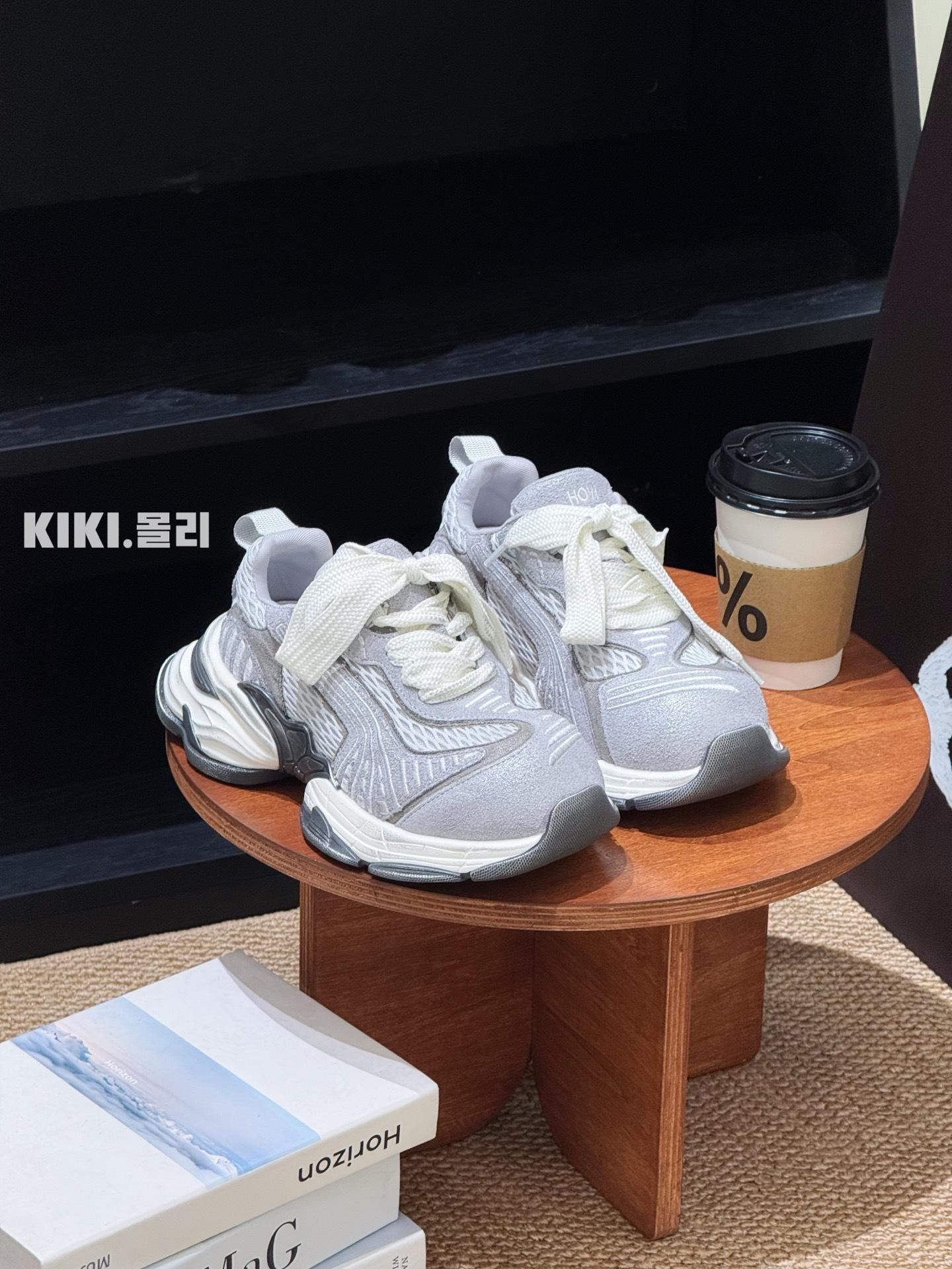 Platform dad shoes women s spring summer 2025 new retro gray pair of shoelaces crooked head niche casual sports shoes 35
Platform dad shoes women s spring summer 2025 new retro gray pair of shoelaces crooked head niche casual sports shoes 35