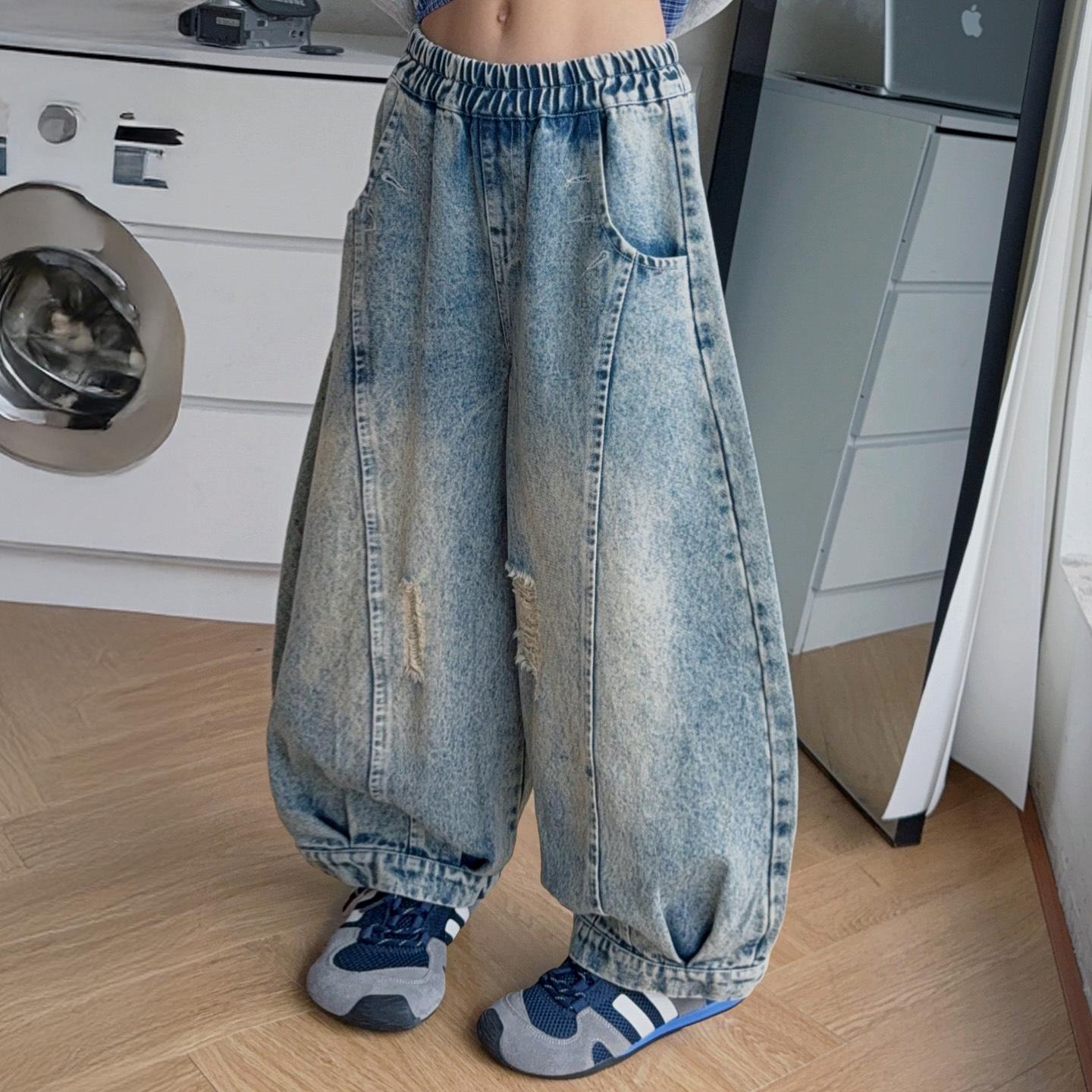 Модный осенний комплект для девочек: свитшот и джинсы: Мода из двух частей 2025 140 cm
Модный осенний комплект для девочек: свитшот и джинсы: Мода из двух частей 2025 140 cm