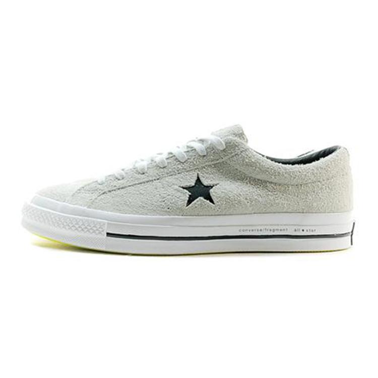 Дизайн «Фрагмент зірки» x Converse 74 Сірий 153130C 41
Дизайн «Фрагмент зірки» x Converse 74 Сірий 153130C 41