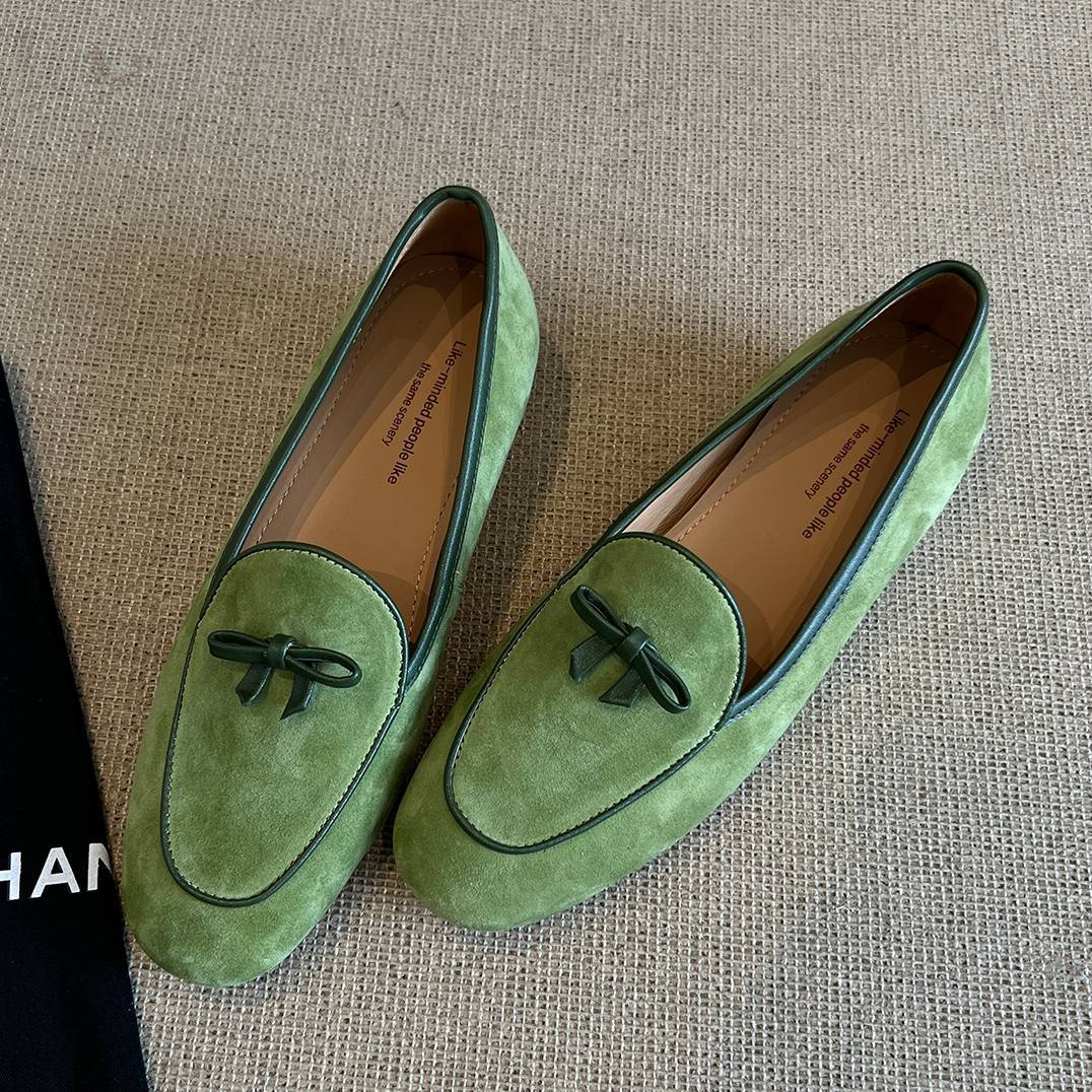 Простые туфли из коровьей кожи с небольшой внутренней платформой, женские модные туфли из кожи с бантом, омолаживающие, для работы, универсальные лоферы, туфли-однопедальки 35
Простые туфли из коровьей кожи с небольшой внутренней платформой, женские модные туфли из кожи с бантом, омолаживающие, для работы, универсальные лоферы, туфли-однопедальки 35