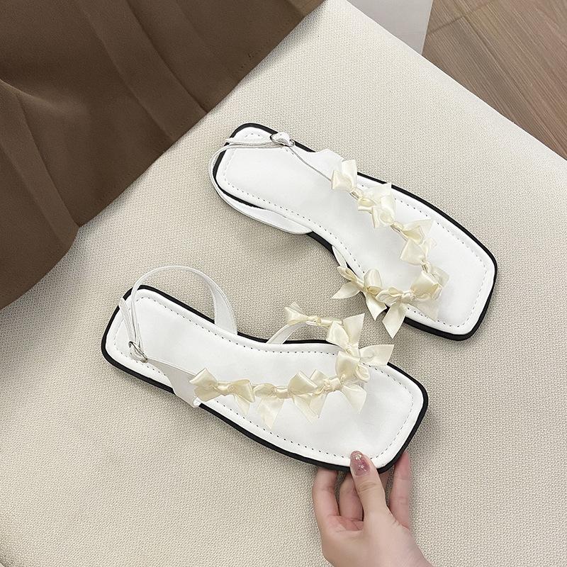 Butterfly version~ Bow fairy toe flat sandals female one-word buckle with square head with skirt shoes 35 чорний
Butterfly version~ Bow fairy toe flat sandals female one-word buckle with square head with skirt shoes 35 чорний