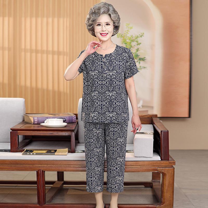 Women s Cotton Silk Summer Short-Sleeve T-Shirt and Home Outfit Set for Seniors (Ages 60-80) 2XL (110-120 jin) темно-синий
Women s Cotton Silk Summer Short-Sleeve T-Shirt and Home Outfit Set for Seniors (Ages 60-80) 2XL (110-120 jin) темно-синий