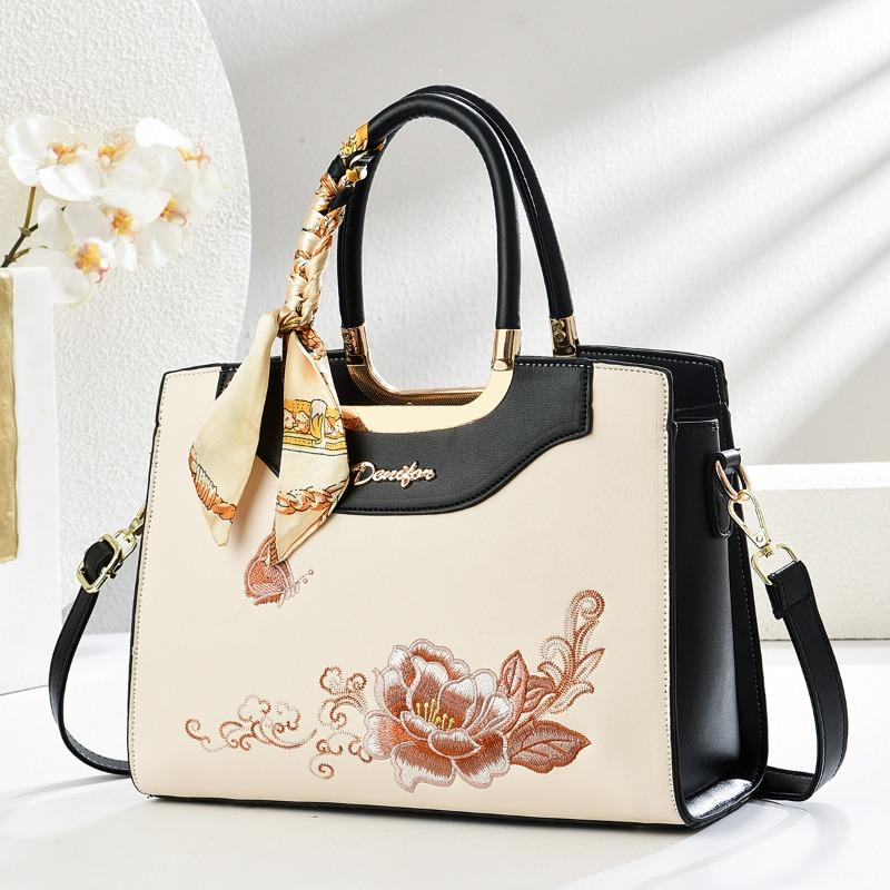 Mom gift with cheongsam Chinese national style embroidered bag new atmospheric women s bag crossbody bag mother-in-law handbag women
Mom gift with cheongsam Chinese national style embroidered bag new atmospheric women s bag crossbody bag mother-in-law handbag women