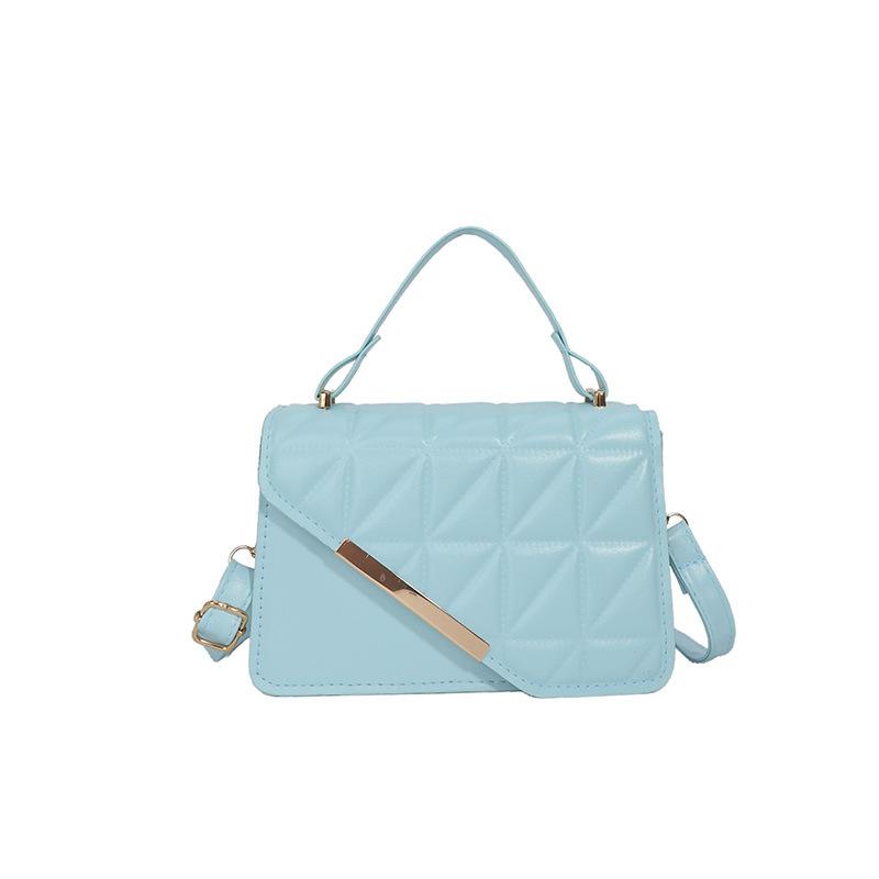Сумка с ромбовидной текстурой, женская новая модная портативная маленькая квадратная сумка, модная цепочка, однотонная на плечо, мессенджер average size светло-синий
Сумка с ромбовидной текстурой, женская новая модная портативная маленькая квадратная сумка, модная цепочка, однотонная на плечо, мессенджер average size светло-синий