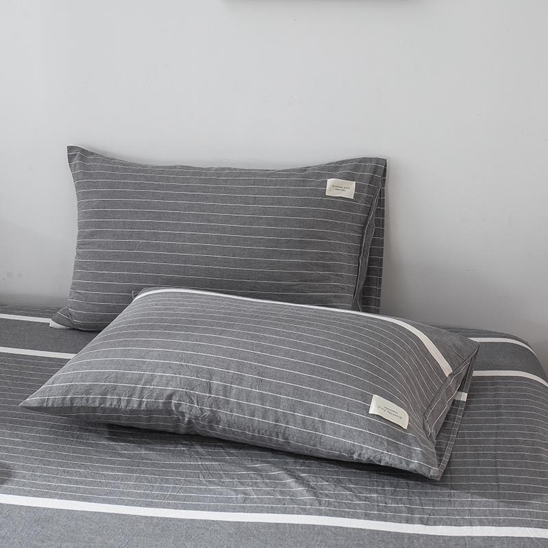 Set of Two 100% Cotton Pillowcases, Children s Size 40x60, Small Size Option 30x50 30x50cm
Set of Two 100% Cotton Pillowcases, Children s Size 40x60, Small Size Option 30x50 30x50cm