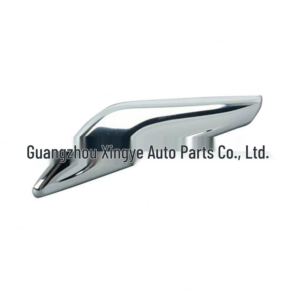 Декоративная накладка переднего крыла BMW Подходит для 51117338569, 51117338570 - В наличии одна штука Left
Декоративная накладка переднего крыла BMW Подходит для 51117338569, 51117338570 - В наличии одна штука Left