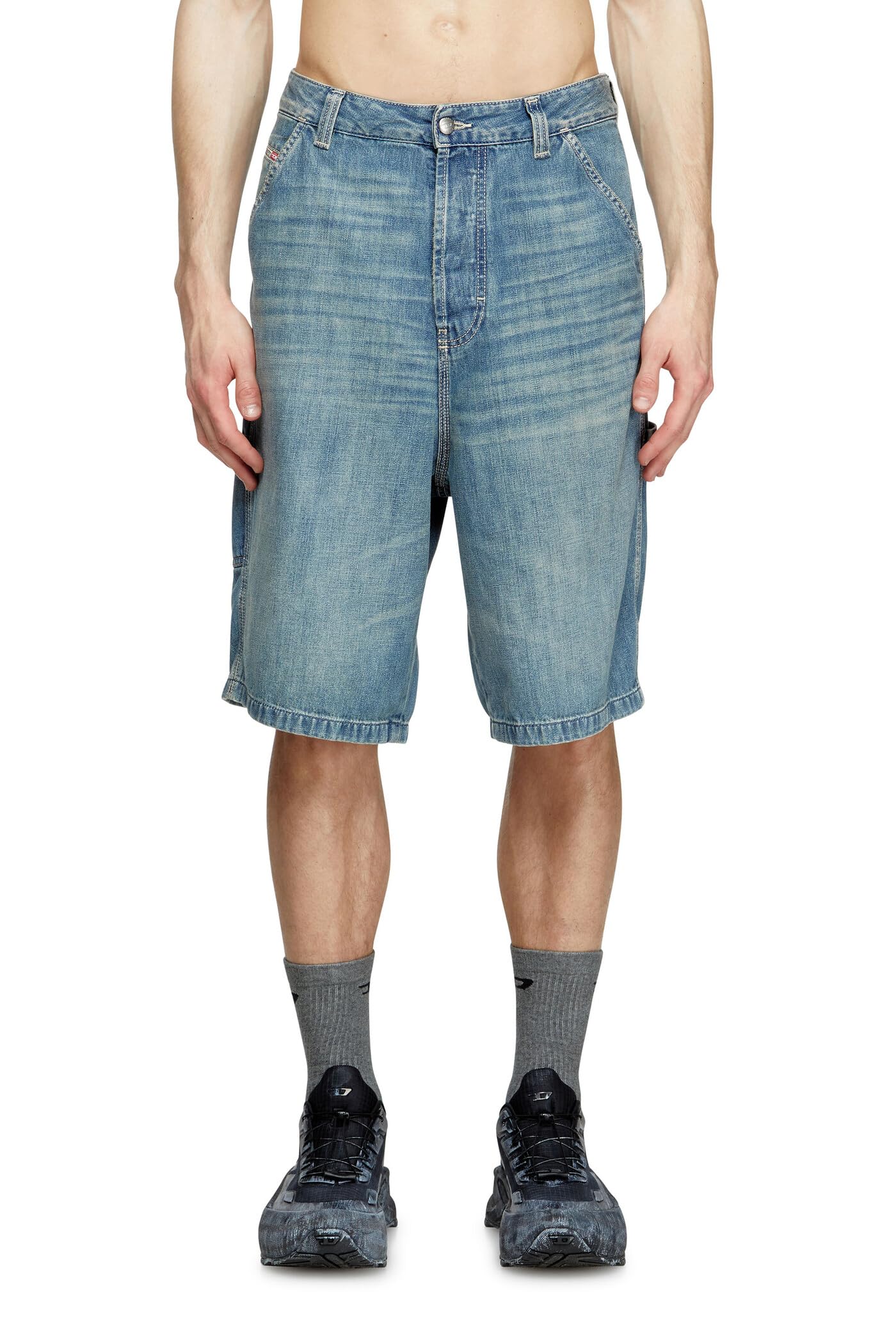 Diesel Men s D-LIVERY-W-SHORT Denim Shorts, 30 inches, Indigo Blue, A19270068SK
Diesel Men s D-LIVERY-W-SHORT Denim Shorts, 30 inches, Indigo Blue, A19270068SK