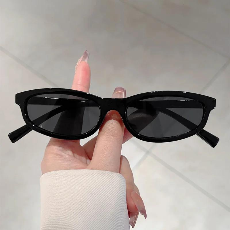 Small Frame Classic Vintage Sunglasses Women For Men Popular Luxurious Brand Style Designer Sun Eyeglasses Punk Hip Hop Glasses UV400 As The Picture
Small Frame Classic Vintage Sunglasses Women For Men Popular Luxurious Brand Style Designer Sun Eyeglasses Punk Hip Hop Glasses UV400 As The Picture