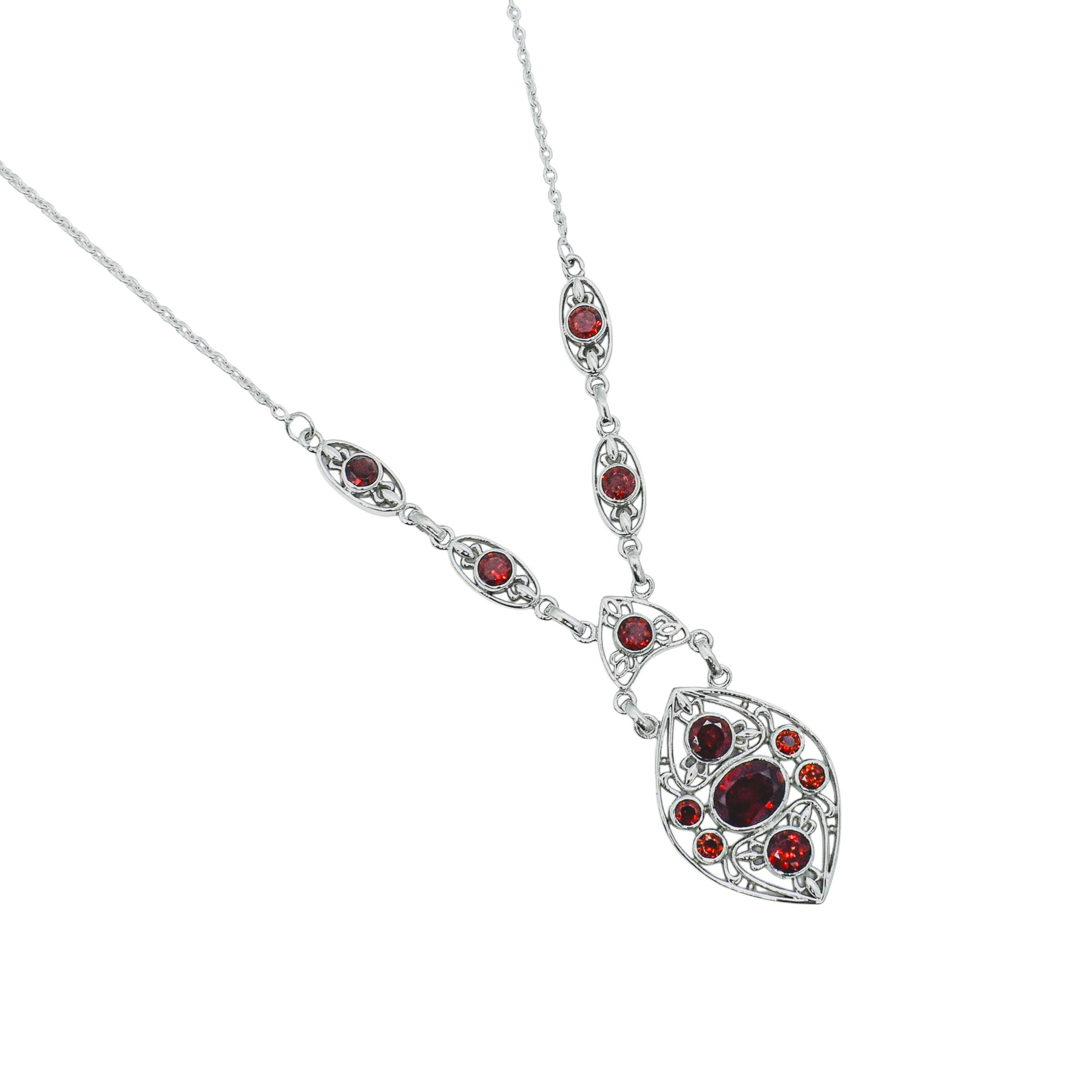 Real garnet vintage necklace, 92.5% silver gemstone necklace, women s necklace, gift for mom червоний
Real garnet vintage necklace, 92.5% silver gemstone necklace, women s necklace, gift for mom червоний