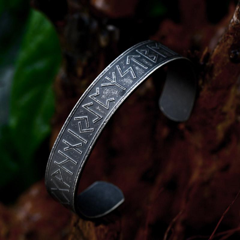 BEIER 2021 Stainless Steel Handmade Nordic Rune Bangle Viking Men Bracelet Vintage Jewelry Wholesale 65-68mm
BEIER 2021 Stainless Steel Handmade Nordic Rune Bangle Viking Men Bracelet Vintage Jewelry Wholesale 65-68mm