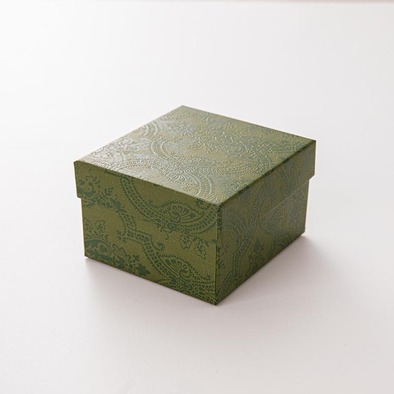9X5.5X5.5 CM Коробка для часов, браслет, шкатулка, шкатулка для украшений, сумка, украшения, подарочные коробки, коробки 1PCS белый
9X5.5X5.5 CM Коробка для часов, браслет, шкатулка, шкатулка для украшений, сумка, украшения, подарочные коробки, коробки 1PCS белый