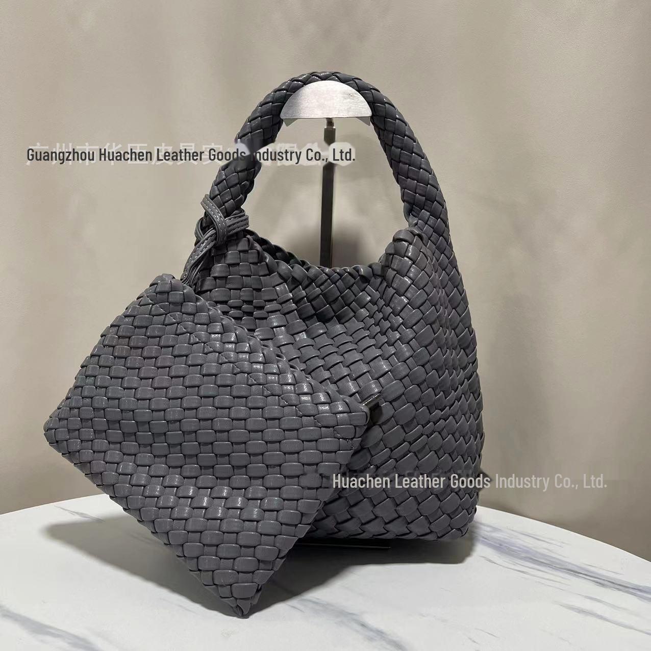 Модна жіноча плетена сумка великої місткості 2024 року в корейському стилі – компактна та нав’язана на плечі, ідеально підходить як шикарна сумка для мами чи кошика для овочів
Модна жіноча плетена сумка великої місткості 2024 року в корейському стилі – компактна та нав’язана на плечі, ідеально підходить як шикарна сумка для мами чи кошика для овочів