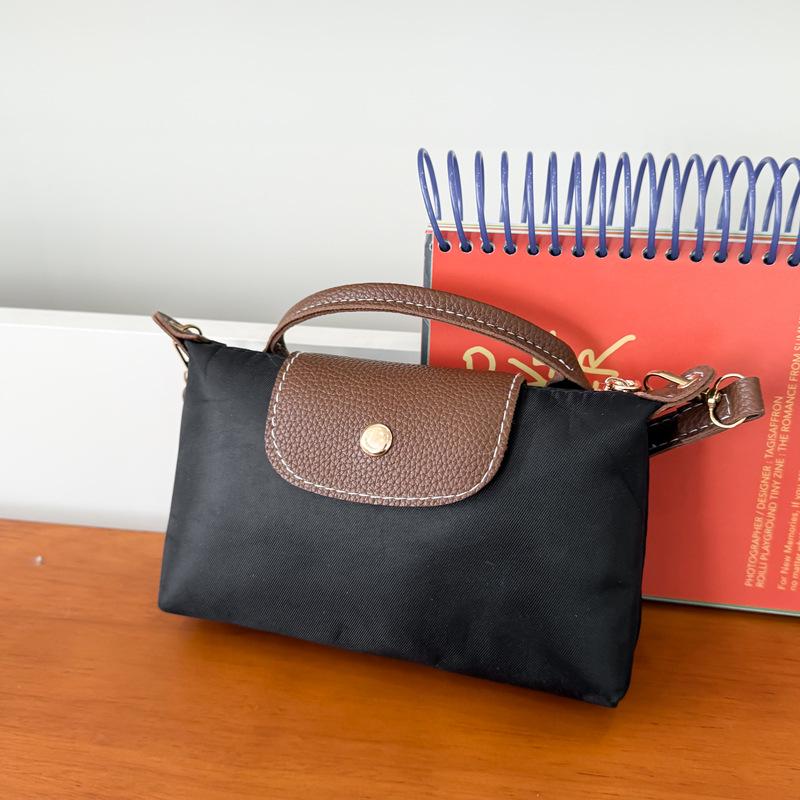 Женская высококлассная легкая роскошная сумка-кроссбоди - Модная, универсальная наплечная сумка для ежедневных поездок чёрный
Женская высококлассная легкая роскошная сумка-кроссбоди - Модная, универсальная наплечная сумка для ежедневных поездок чёрный