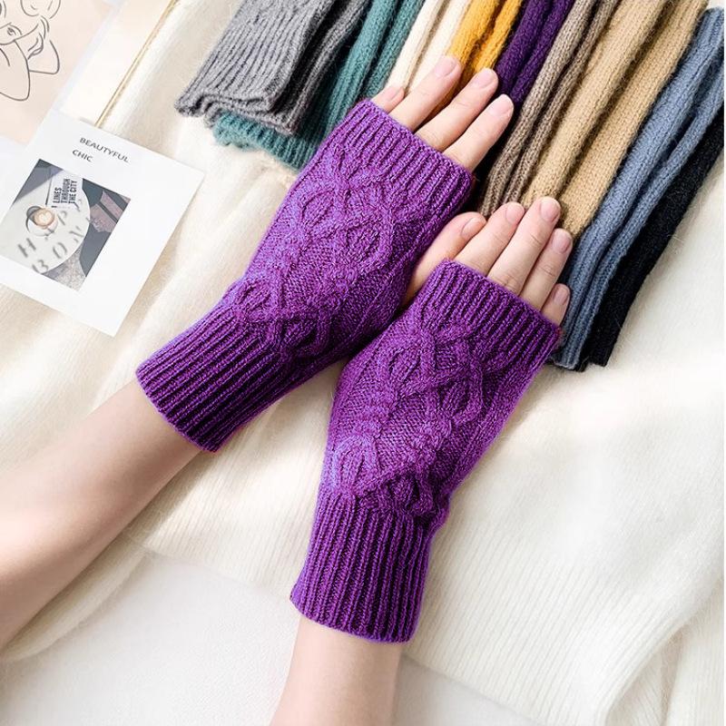 Женские зимние вязаные шерстяные перчатки без пальцев - Теплые и универсальные митенки
Женские зимние вязаные шерстяные перчатки без пальцев - Теплые и универсальные митенки