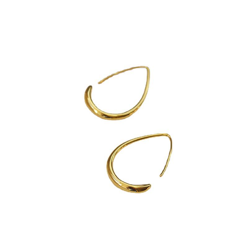 Minimalist Korean Water Drop Hoop Earrings - Versatile, Cold Style Ear Jewelry for Women to Enhance Face Shape. серебряный
Minimalist Korean Water Drop Hoop Earrings - Versatile, Cold Style Ear Jewelry for Women to Enhance Face Shape. серебряный