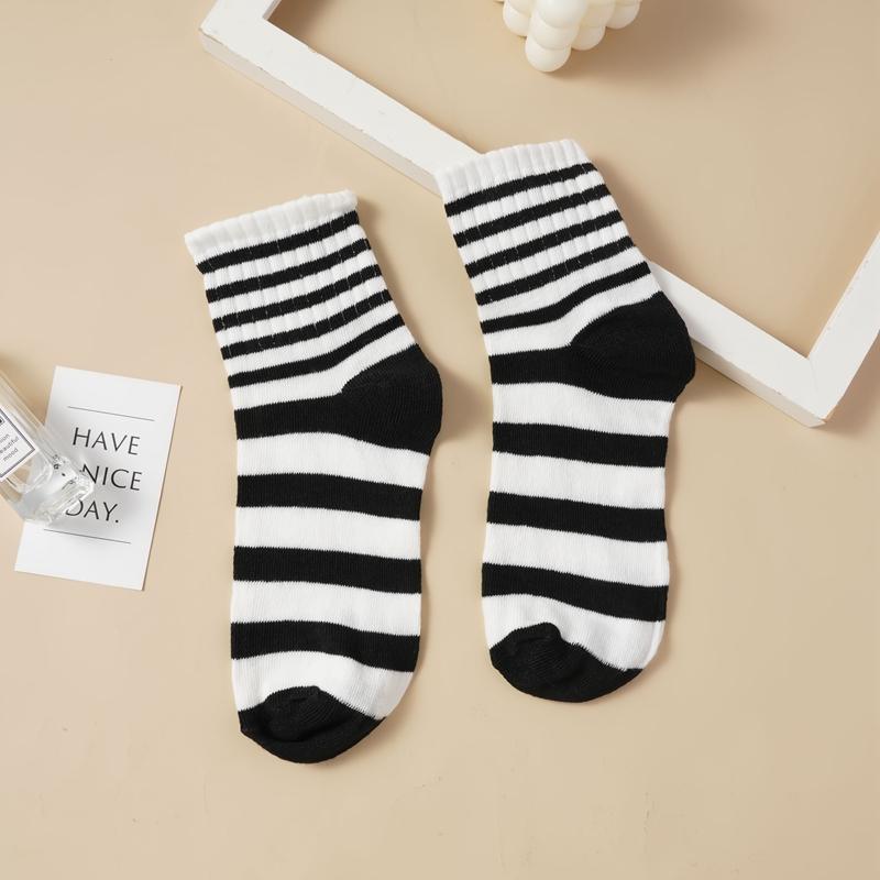 ALLTOOALL Жіночі шкарпетки в чорно-білу смужку Жіноча мода Повсякденні спортивні шкарпетки Весна Літо Дівчата Милі шкарпетки One Size
ALLTOOALL Жіночі шкарпетки в чорно-білу смужку Жіноча мода Повсякденні спортивні шкарпетки Весна Літо Дівчата Милі шкарпетки One Size