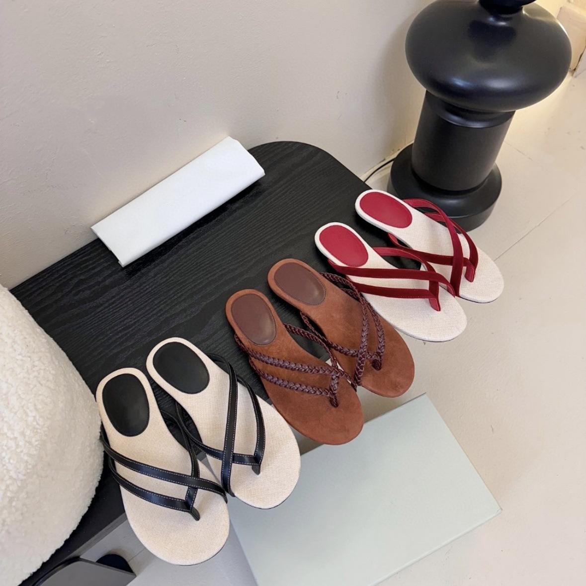Sheepskin version~ Flat bottom toe flip-flops for women s summer wear with skirts, beach seaside high-end sandals 35 красный
Sheepskin version~ Flat bottom toe flip-flops for women s summer wear with skirts, beach seaside high-end sandals 35 красный
