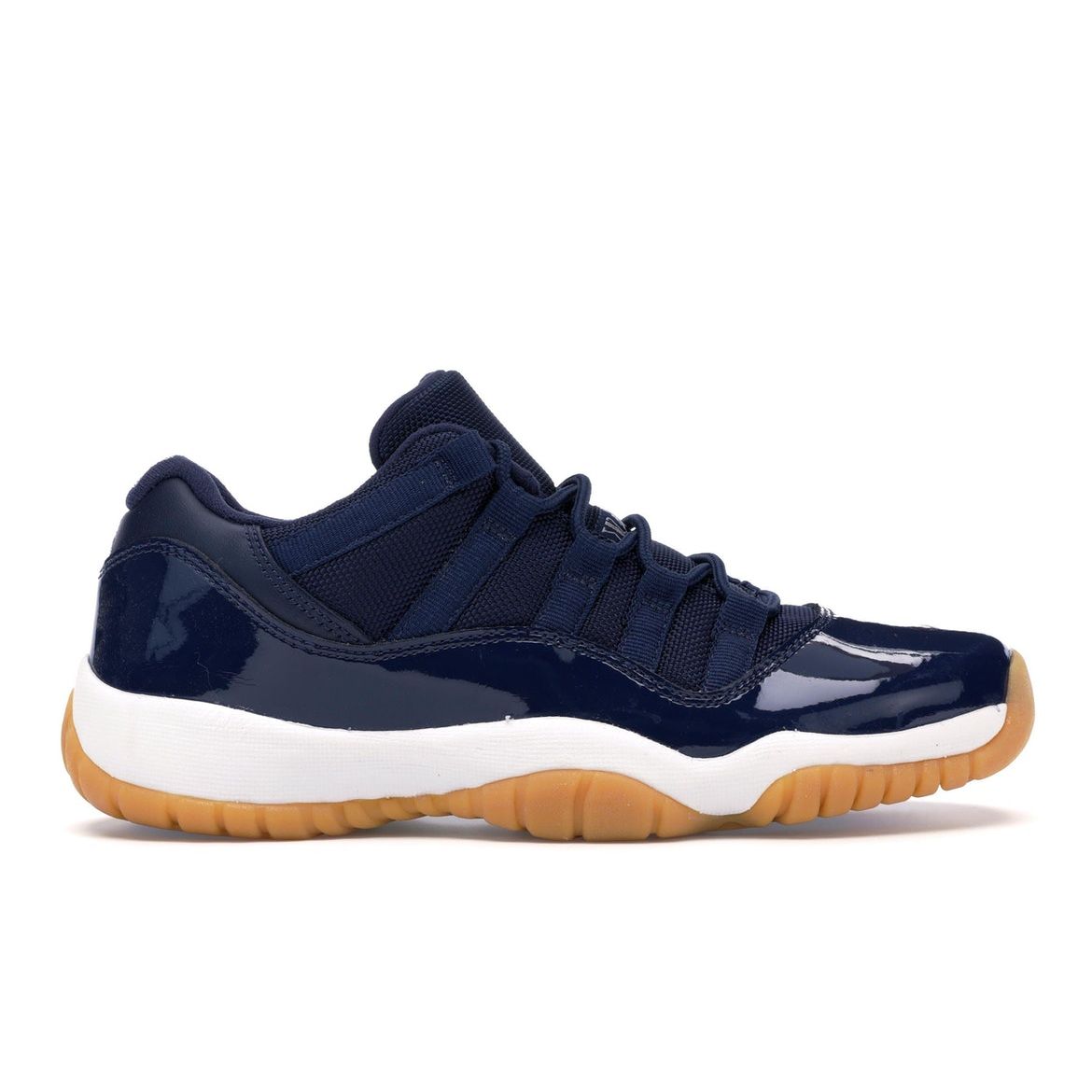 Детские кроссовки Air Jordan 11 Retro Low GS Navy Gum Blue Midnight-Navy White-Gum-Light Brown 528896-405
Детские кроссовки Air Jordan 11 Retro Low GS Navy Gum Blue Midnight-Navy White-Gum-Light Brown 528896-405