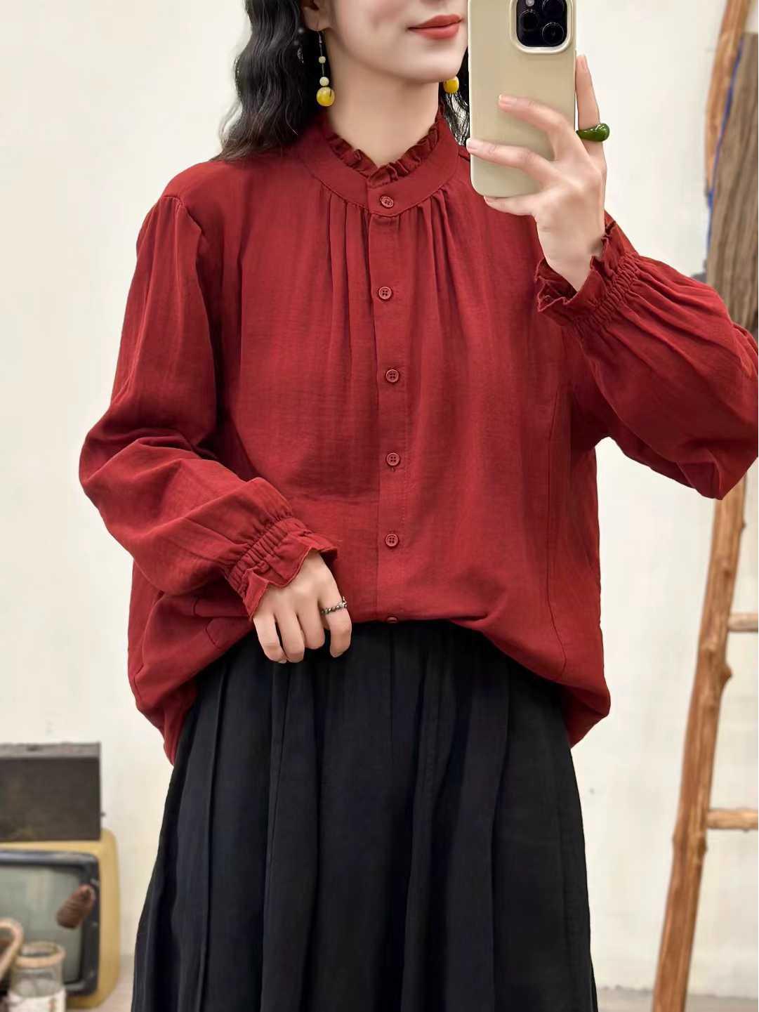 Women s Artistic Double-Layer Cotton Long-Sleeve Lace Shirt with Stand-up Collar Large червоний
Women s Artistic Double-Layer Cotton Long-Sleeve Lace Shirt with Stand-up Collar Large червоний