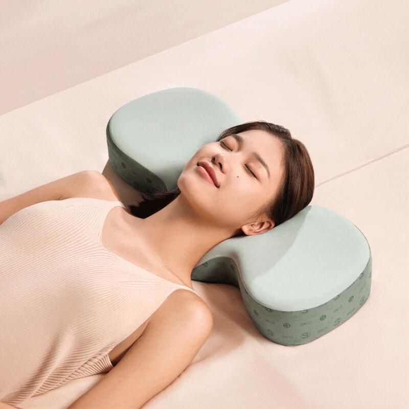 SKG Smart Neck Pillow with Traction and Heat
SKG Smart Neck Pillow with Traction and Heat