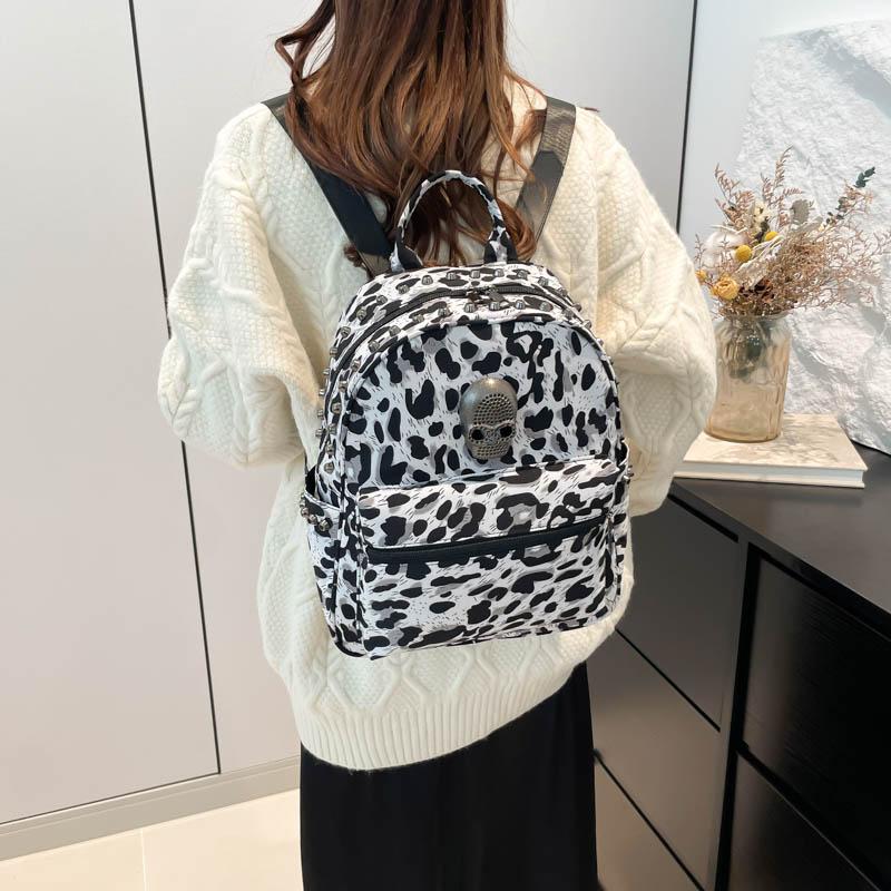 Punk Women s Leopard Backpack Vintage Skull Leather Student Schoolbag Gothic Ladies Shoulder Bag Travle Handbag Female Rucksack чёрный
Punk Women s Leopard Backpack Vintage Skull Leather Student Schoolbag Gothic Ladies Shoulder Bag Travle Handbag Female Rucksack чёрный