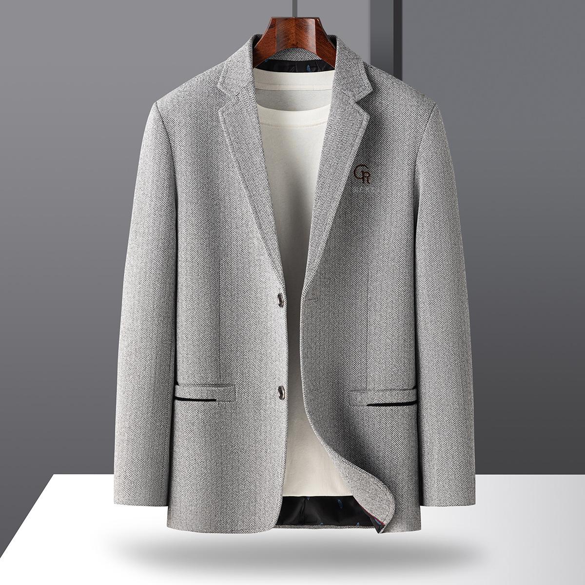 Spring and Autumn New Men s Wool Suit Single-breasted Two-button Business Casual Embroidered Suit Men s Top Jacket 195 синій
Spring and Autumn New Men s Wool Suit Single-breasted Two-button Business Casual Embroidered Suit Men s Top Jacket 195 синій